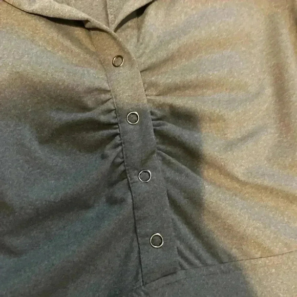 Gray dress, brand unknown (no tag), small size - Picture 2 of 3